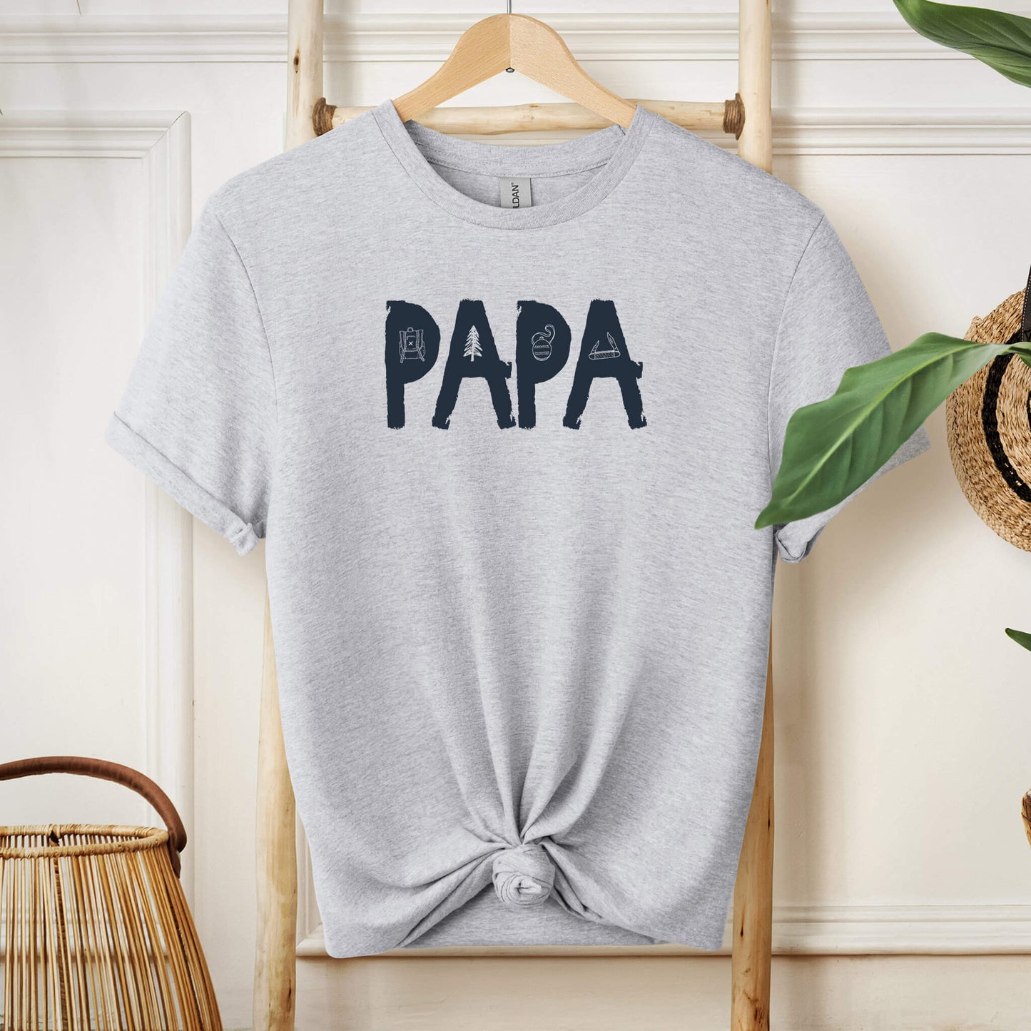 015-07 Papa T-Shirt