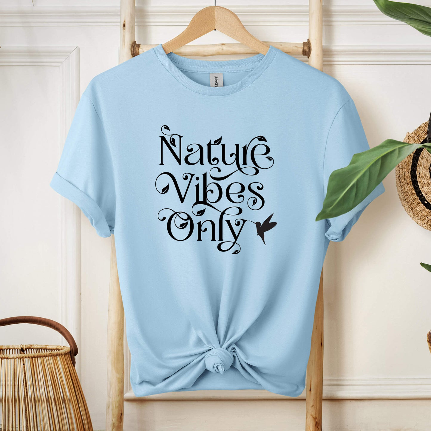015-08 Nature Vibes Only T-Shirt