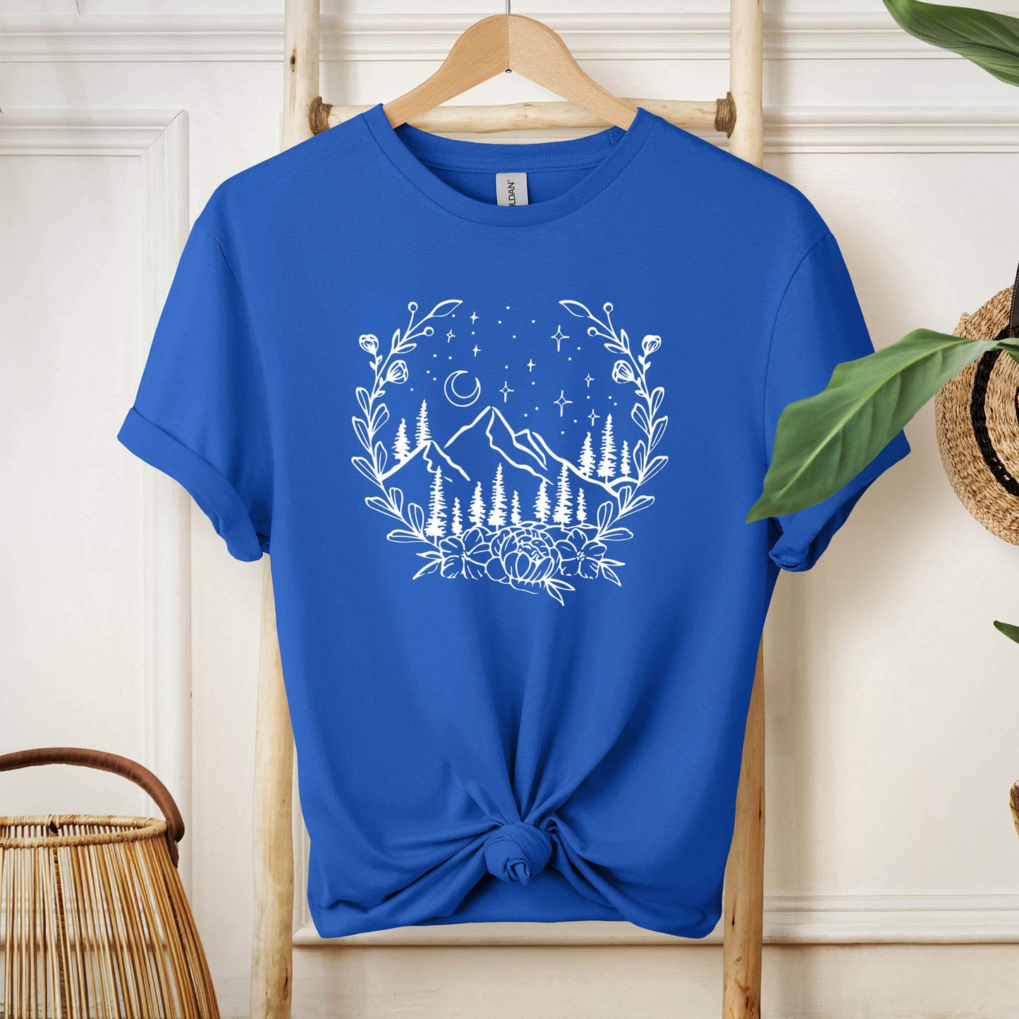 004-09 Nature Vines Dark T-Shirt