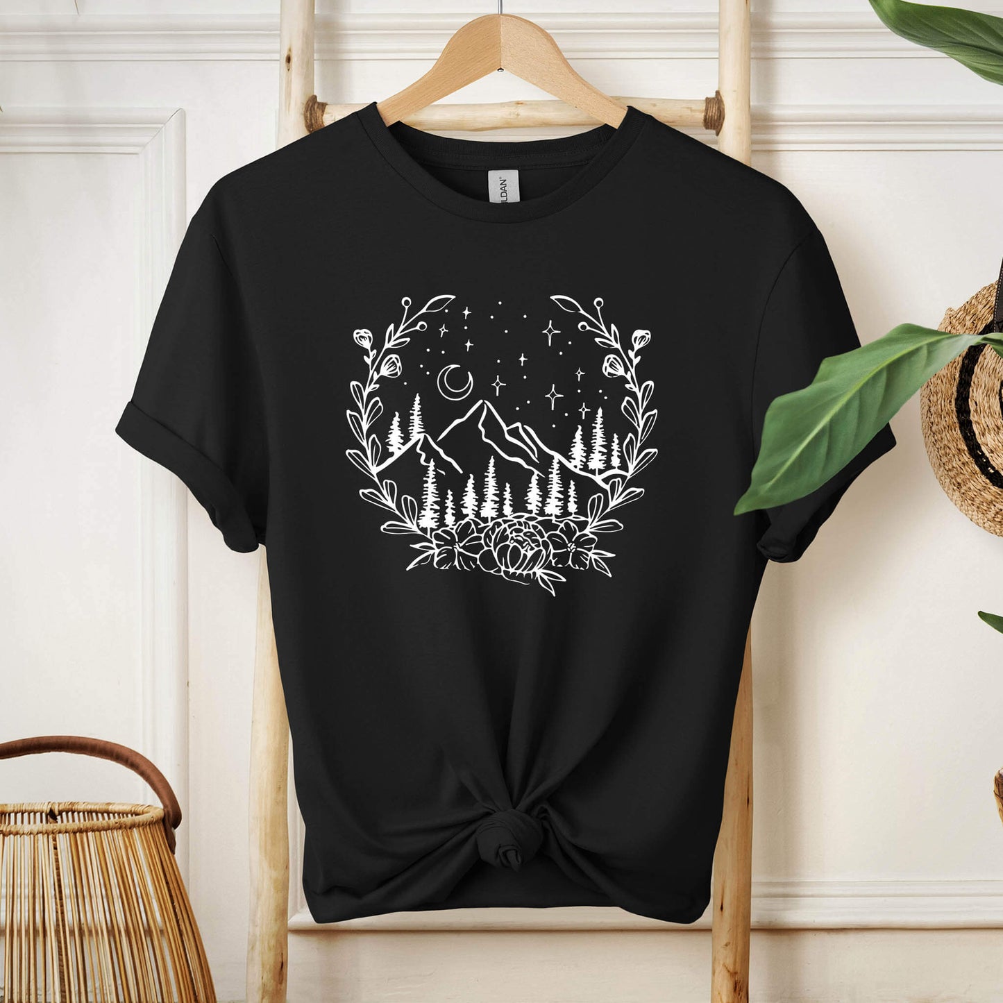 004-09 Nature Vines Dark T-Shirt