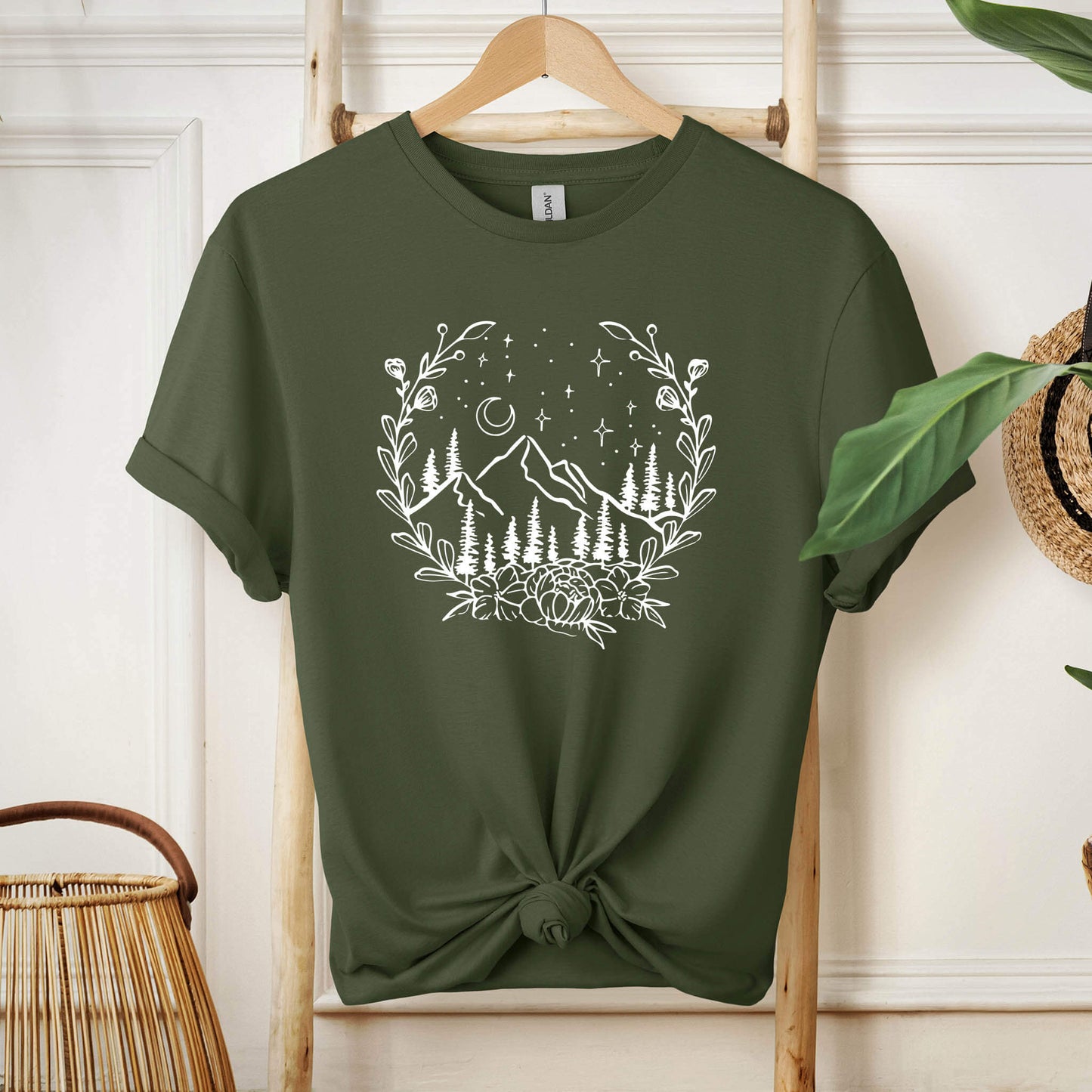 004-09 Nature Vines Dark T-Shirt