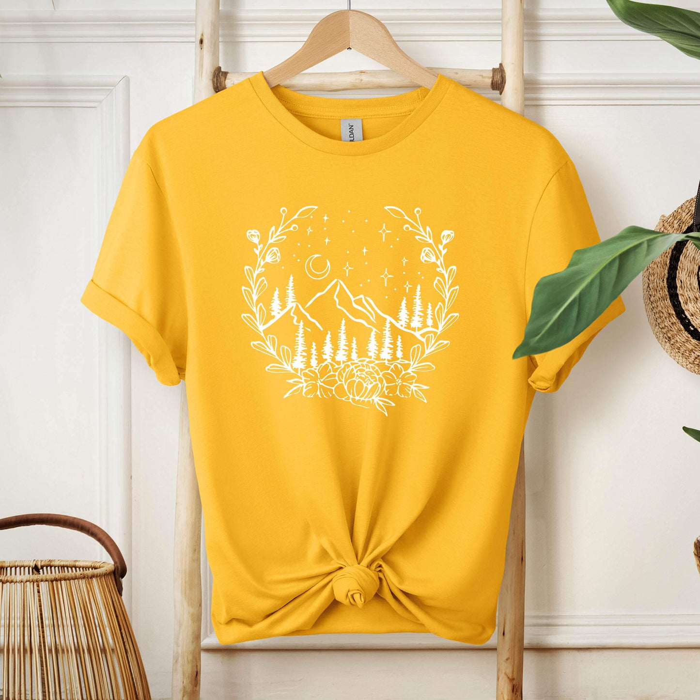 004-09 Nature Vines Dark T-Shirt